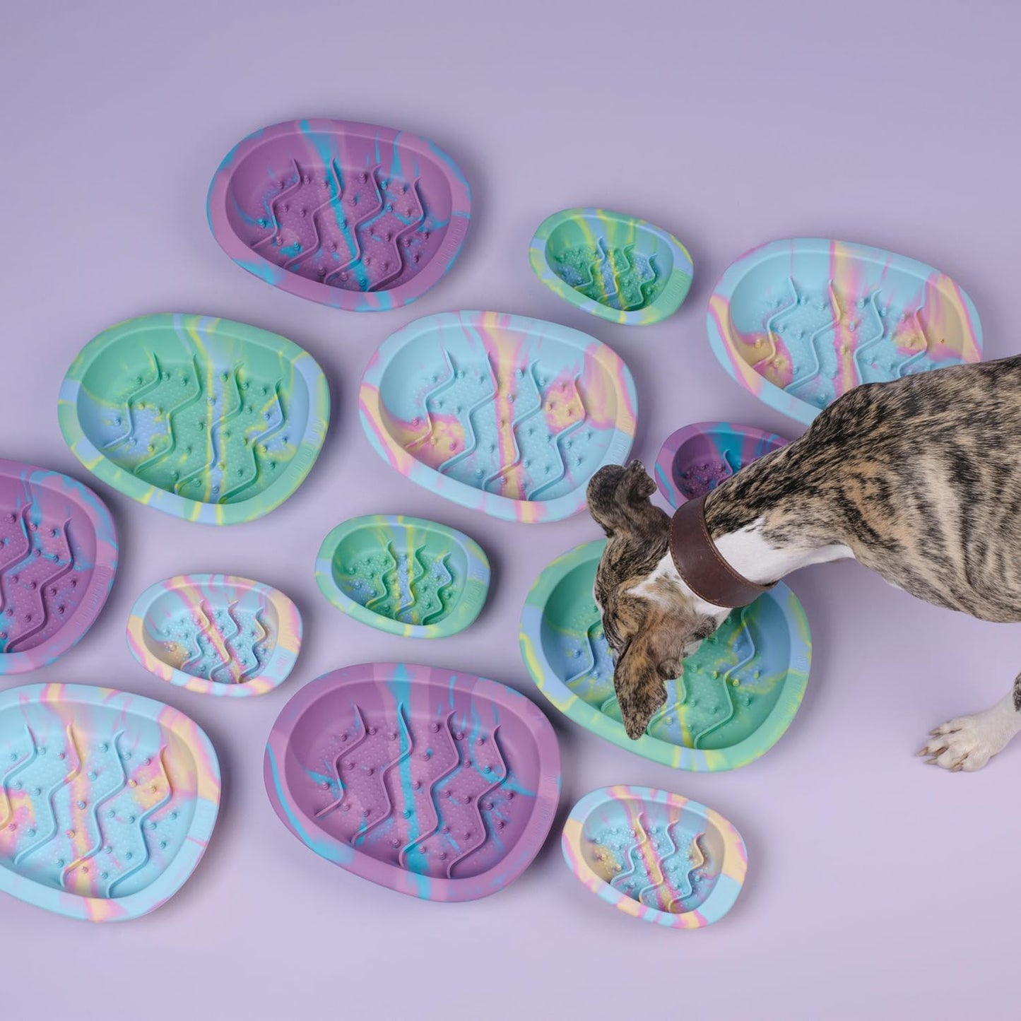 CHEWFFON Interactive Dog&Cat Lick Mat Bowls, BPA-Free Silicone Dog Slow Feeder Bowl with Suction Cups, Non Slip Food Bowl for Dogs and Cats, Reduces Boredom and Anxiety, Dishwasher Safe, Blueberry