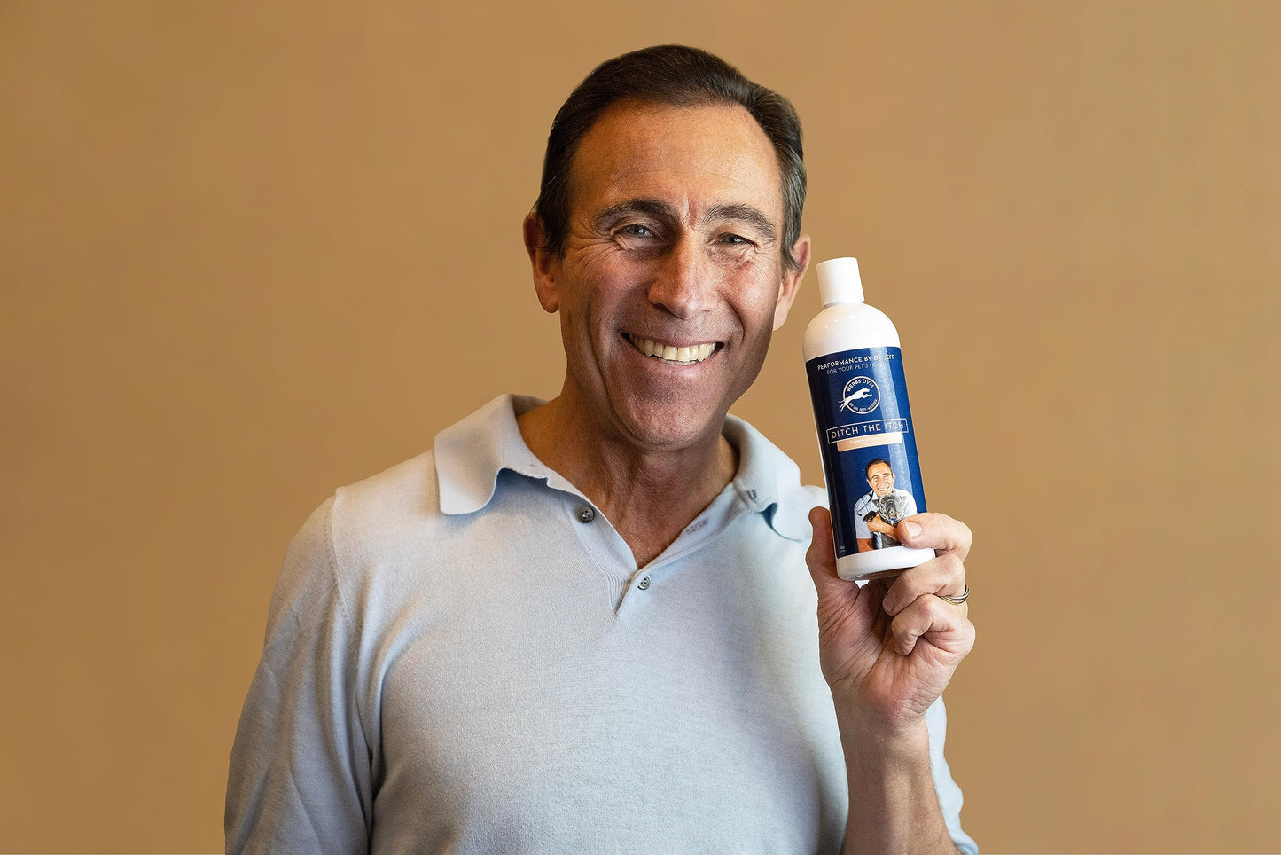 Dr. Jeff Werber What Itch? Shampoo - Soothing and Soap Free Oatmeal Pet Shampoo for Itching, Flaking, and Irritation - Skin Care for Cats and Dogs of Different Breeds and Sizes - 16oz