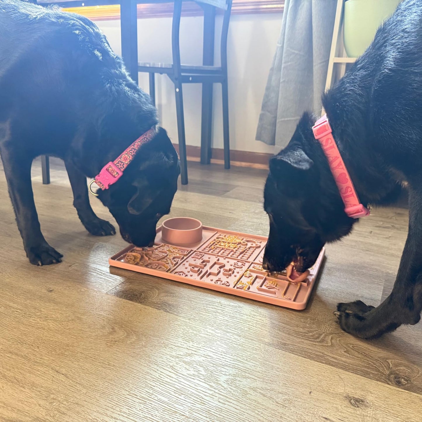 Tails & Tales Pet Licking Mat, Large Size with Non-Slip Suction Cups, Dog & Cat Slow Feeder for Anxiety Relief, Grooming Bathing Training Mat for Peanut Butter & Yogurt