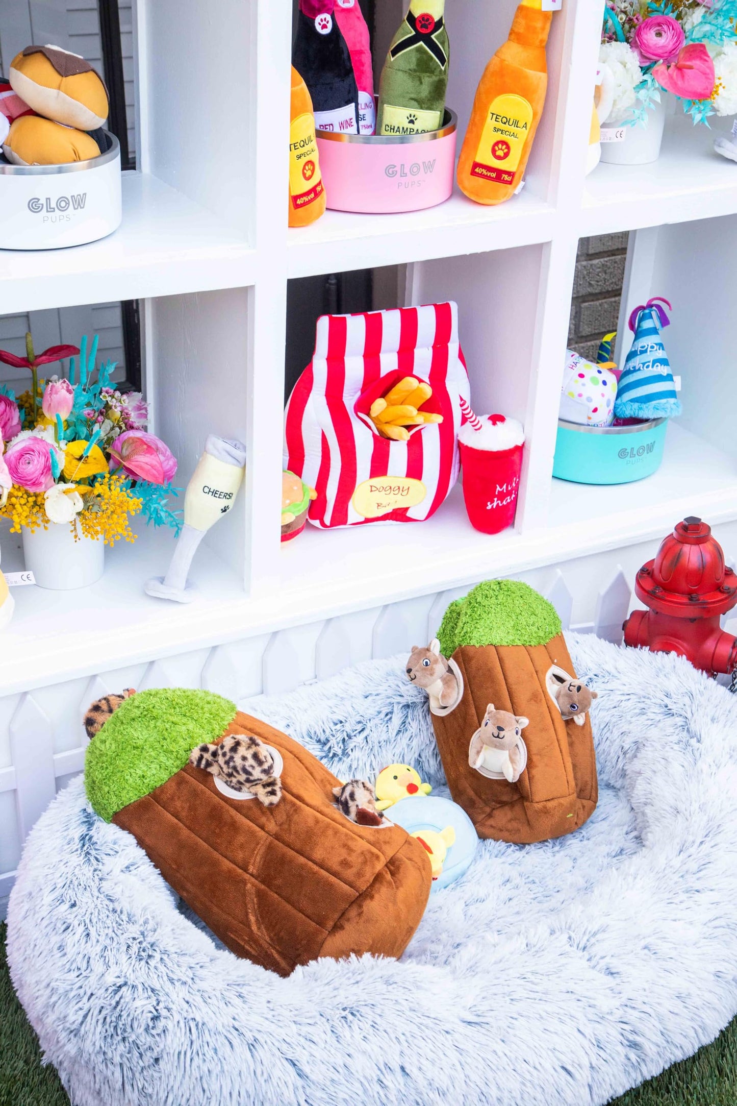 Ultra Soft Calming Faux Fur Dog Bed with Memory Foam Bolster and Egg Crate Foam Base (35.4 x 25.6 x 7.9)