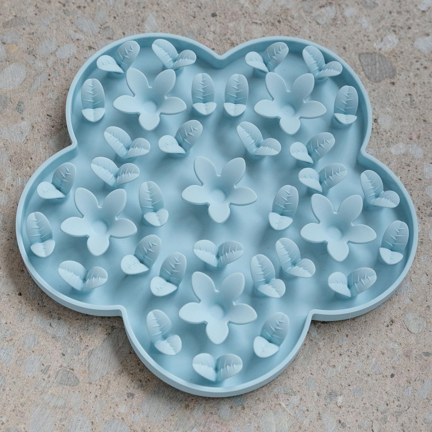 Dexypaws: Enrichment Snuffle Mat: Sky Blue Flower - Textured Dog Feeding Pad, Food Grade Silicone, Spread Food &Treats, Pet Soothing, Suction Back