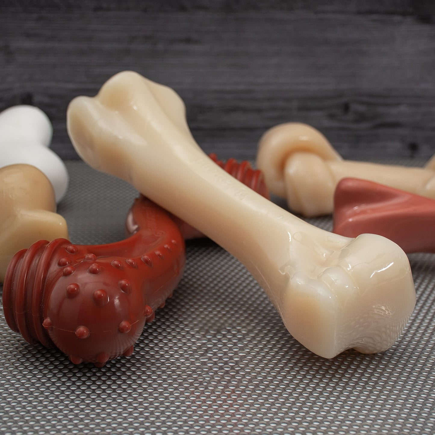 Nylabone Big Chew Knuckle Bone Power Chew Toy for Large Dogs, Durable Dog Toys for Aggressive Chewers, Destroy Proof Chew Toys To Keep Them Busy, Chicken Flavor, XX-Large, 50++ lbs, 1 Count