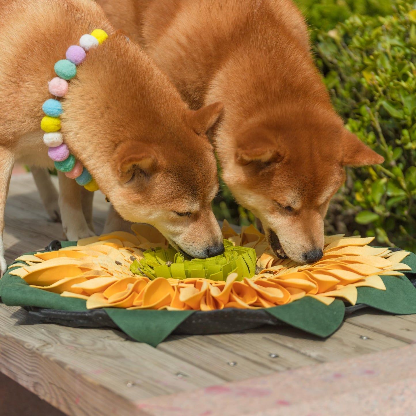 ELSKERJW Snuffle Mat for Dogs Large Breed 20"x20" Interactive Enrichment Toys for Pet, Mental Stimulation, Encourages Natural Foraging Skills and Stress Relief Slow Feeder Mat for Indoor Outdoor Use