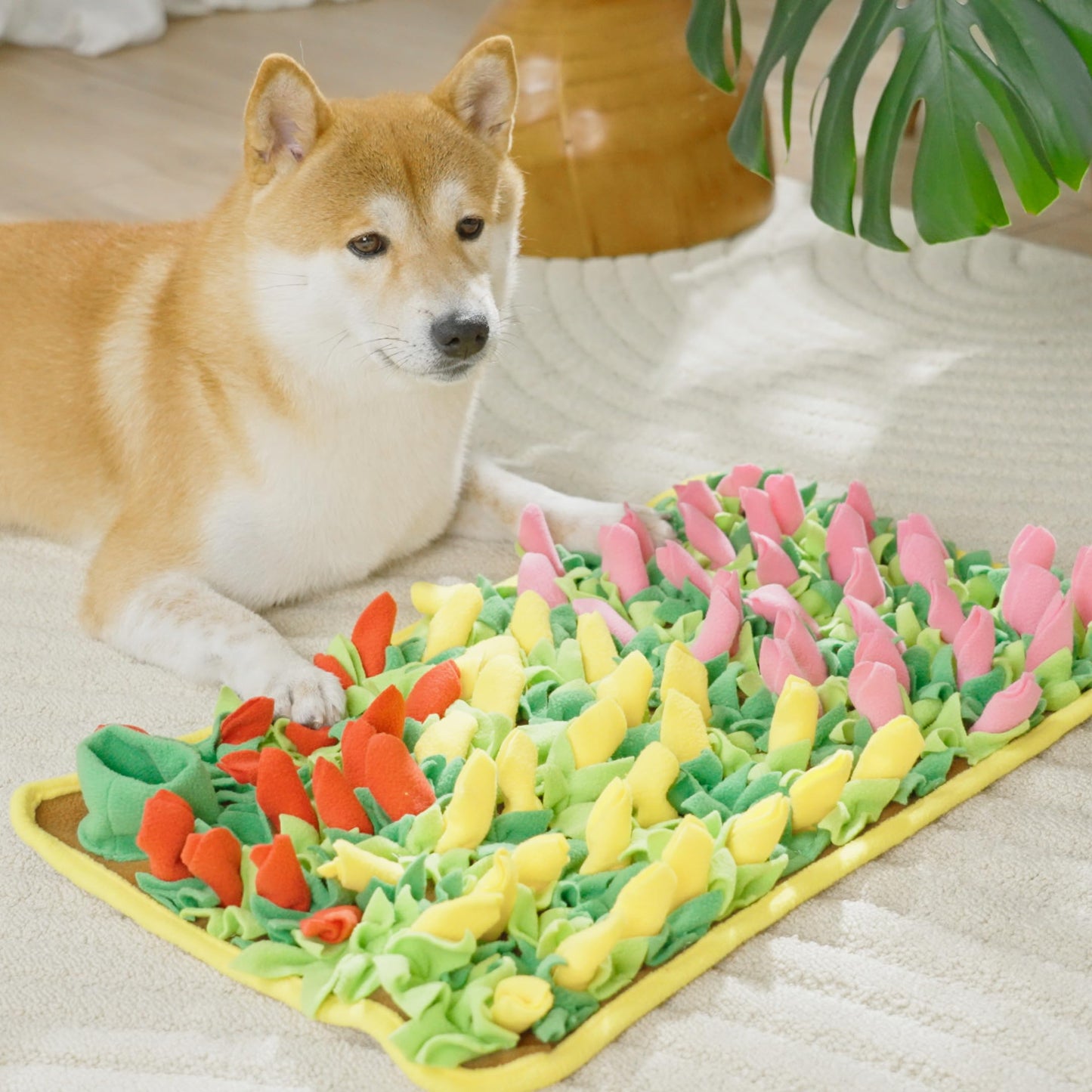 MHTTEC Dog Sniffing Mat Tulip Snuffle Mats for Dogs 23.62" x 15.75" Nosework Feeding Mat Polar Fleece Interactive Dog Slow Feeder for Smell Training and Slow Eating 1PC