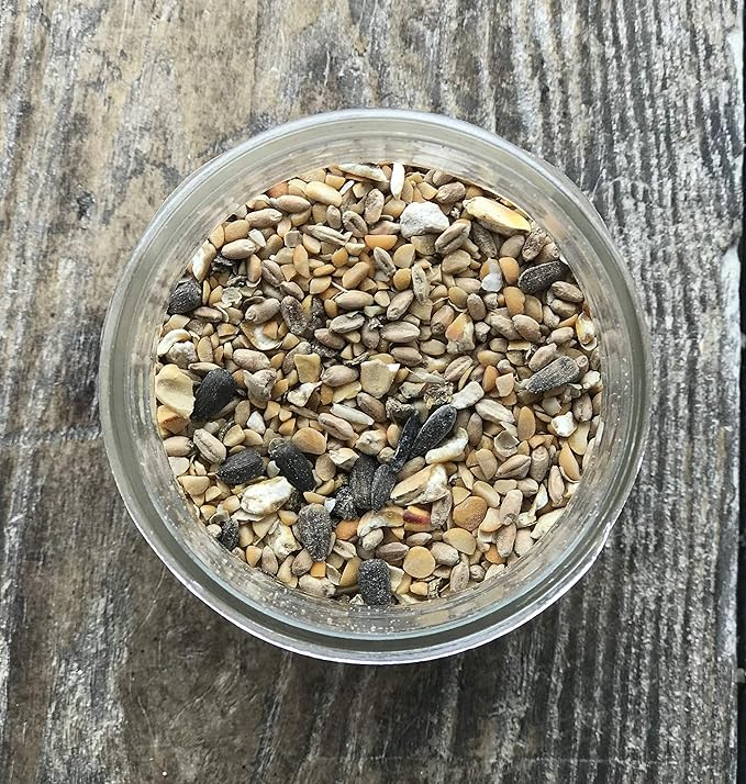 Non-GMO Whole Grain Layer Blend 16% - Chicken Feed for Laying Hens and Ducks - Includes Essential Oils, Herbs, Oyster Shells, Vital Minerals, and Omega 3, 40lb